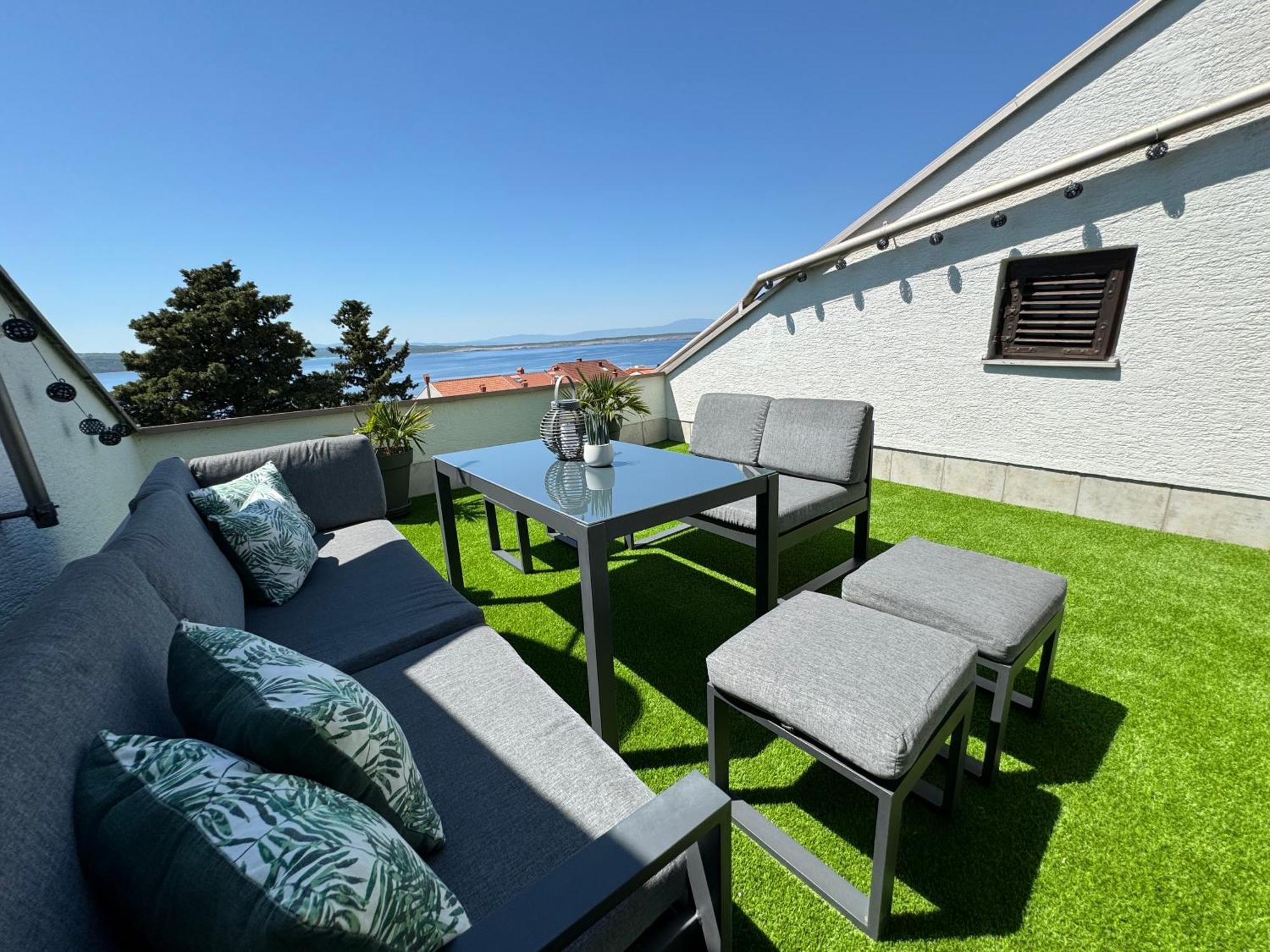 Penthouse Apartment Цриквеница Экстерьер фото